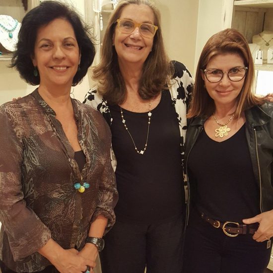 Maria Lucia Fontainha e Martha Pagy no lançamento da Coleção Alegria - Nov 17